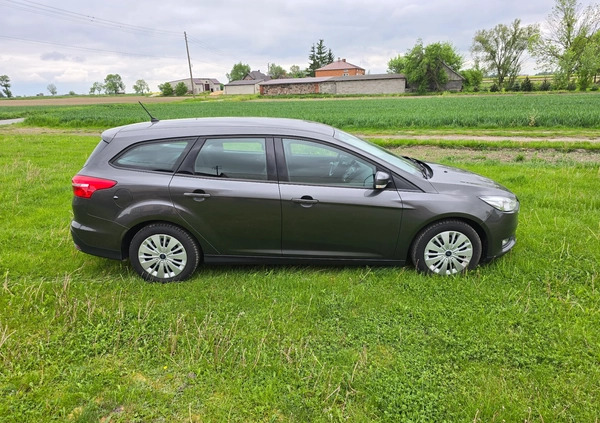 Ford Focus cena 39975 przebieg: 162200, rok produkcji 2018 z Wrocław małe 79